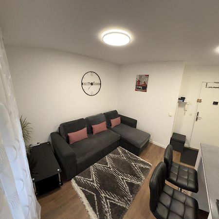 2 Pieces Proche Du Centre Paris 15 Min Apartment โคนี-ซู-บัว ภายนอก รูปภาพ